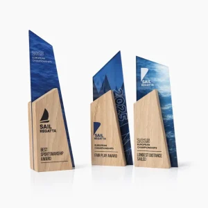 Trophées personnalisés en bois de chêne et acrylique imprimé
